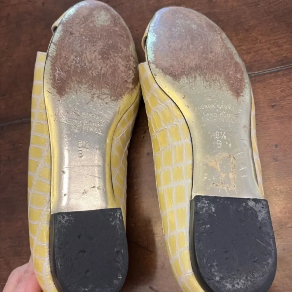 Andrea Carrano Women's Croc Textured flats Yellow Size 8.5‎